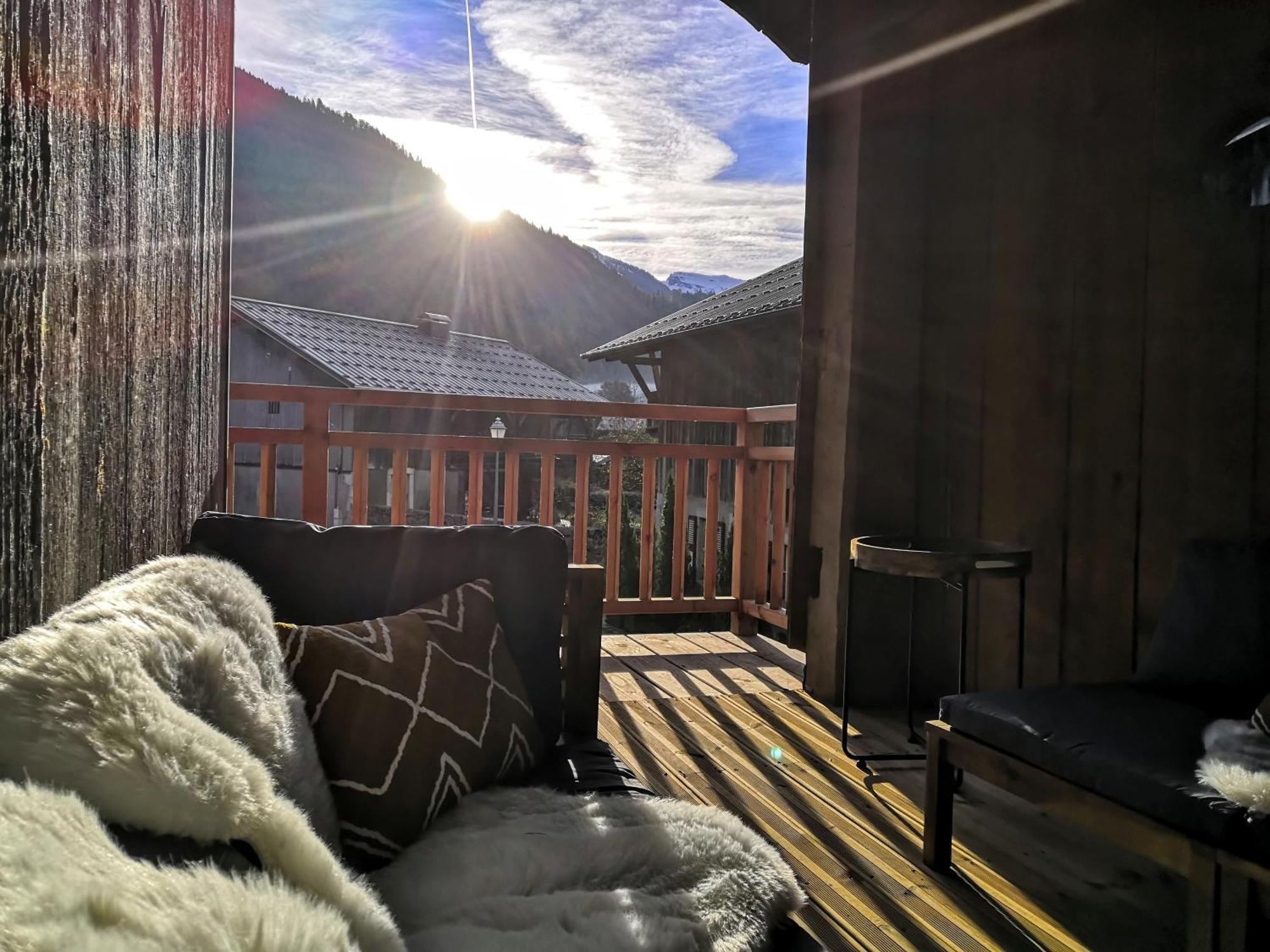 Chez Leon, Jacuzzi Et Sauna Des Le 1Er Septembre 2025 사모엥 외부 사진